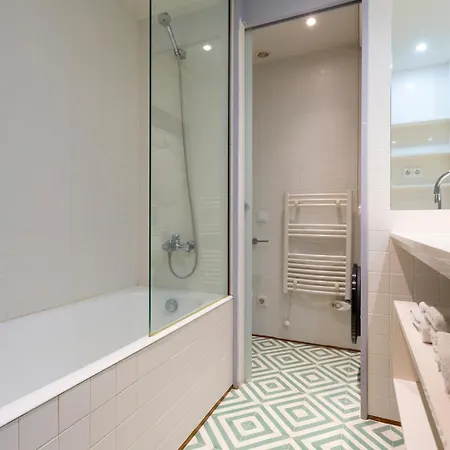 Apartament Palauet Tres Torres B *