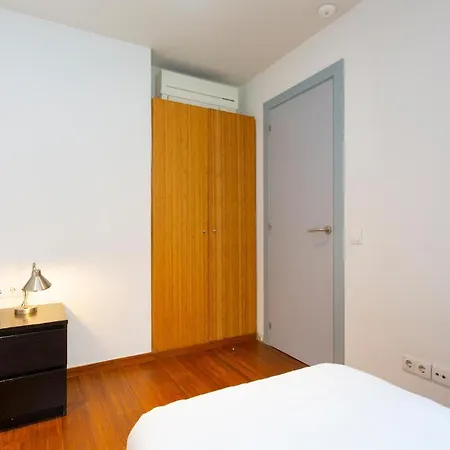 Palauet Tres Torres B Apartament