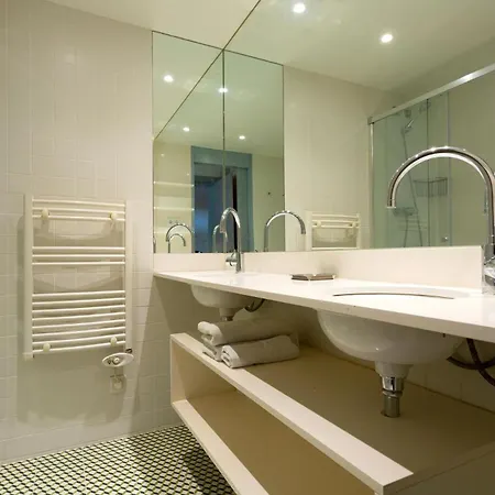 Palauet Tres Torres B Apartament Barcelona